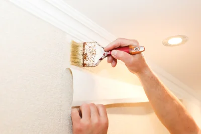 Pose de papier peint à Uhlwiller — revêtements muraux et toiles de verre